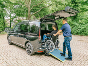 FlexiRamp im Praxiseinsatz (Foto von Activa Automobil-Service GmbH)